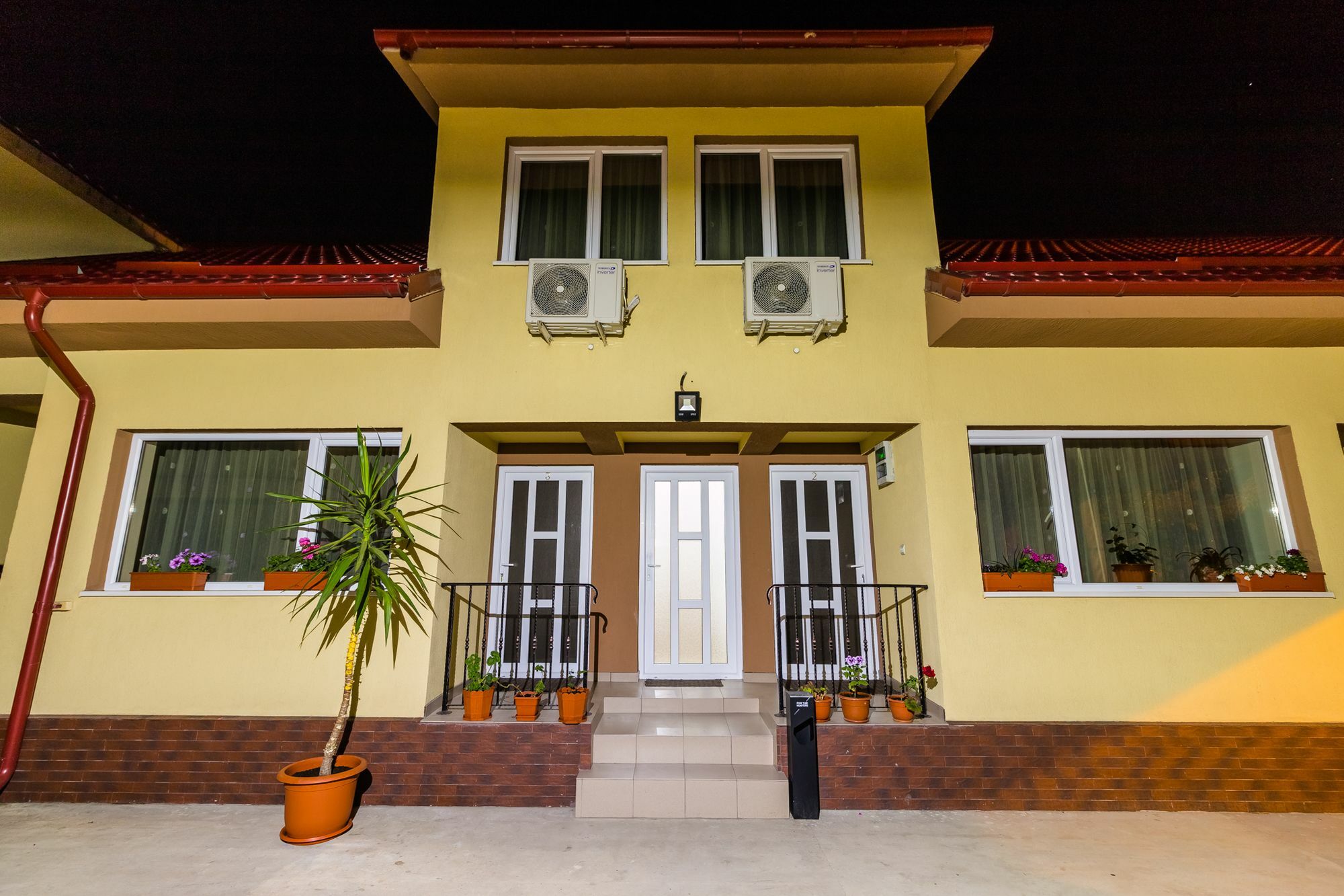 Casa Dinii Hotel Constanţa Exterior foto